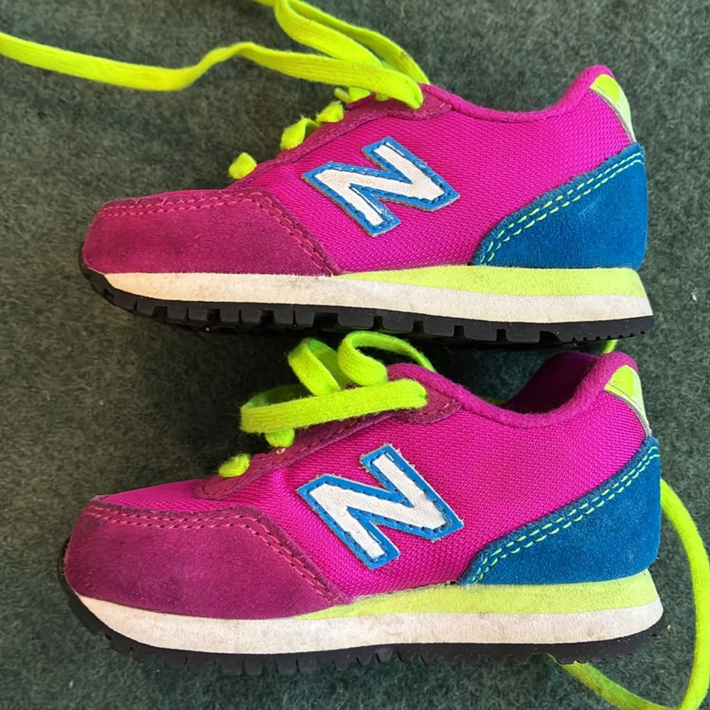 Baby New Balance Sneakers Size 5 - Picture 5 of 6